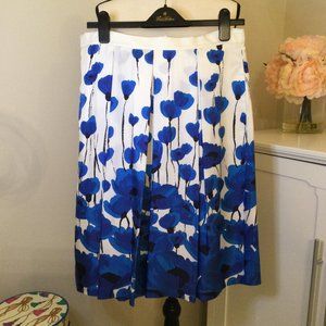 NWOT - Brooks Brothers, Silk Box Pleat Blue & White Floral Print Skirt, Size 10